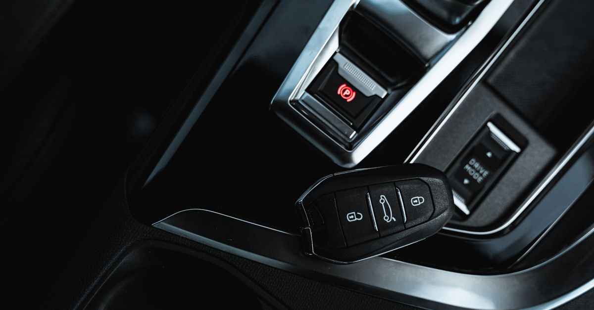 Hyundai car key fob — Oyster Bay Locksmiths