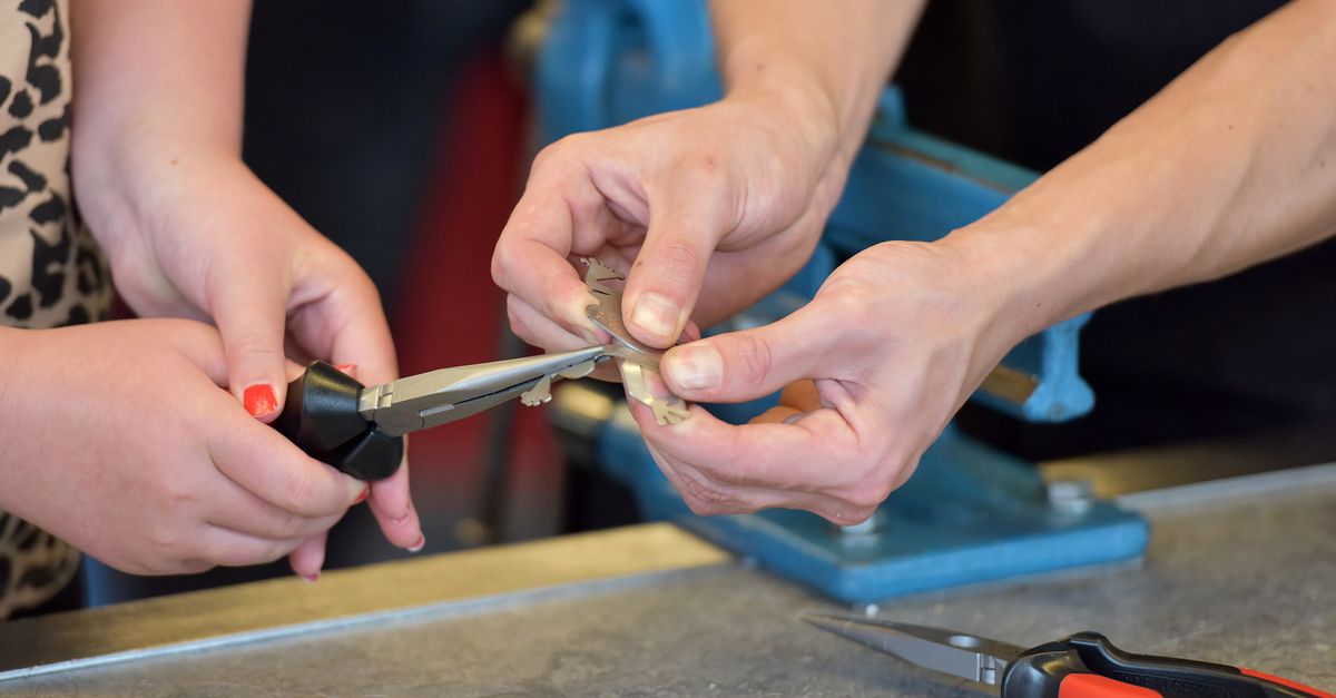 key maker professional — Oyster Bay Locksmiths